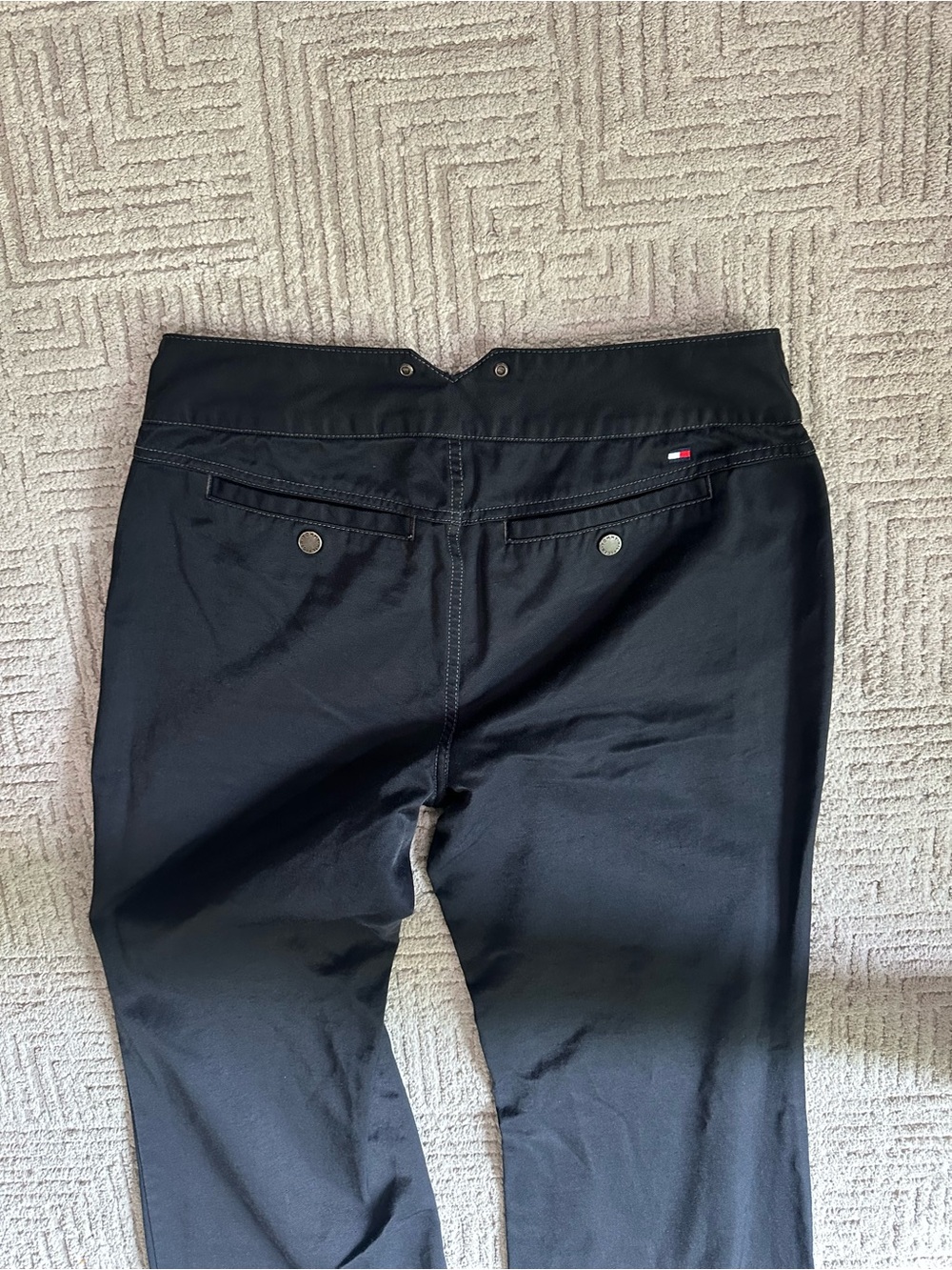Vintage Y2K Tommy Hilfiger Black Flare Wide-Leg Low Rise Jeans - Picture 8 of 15